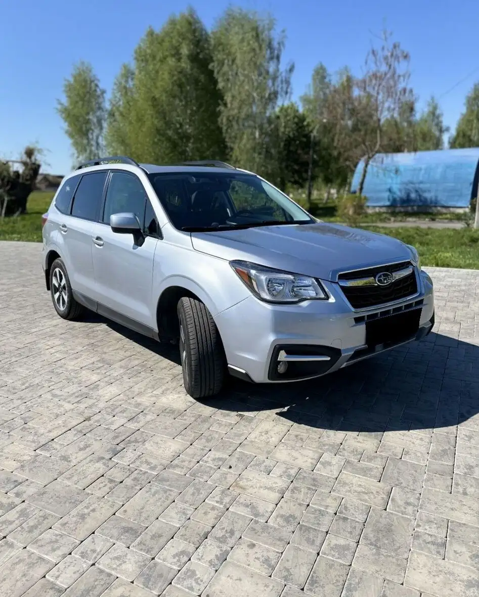 Subaru Forester 2017 - Легковые авто (Авто) в Неизвестно