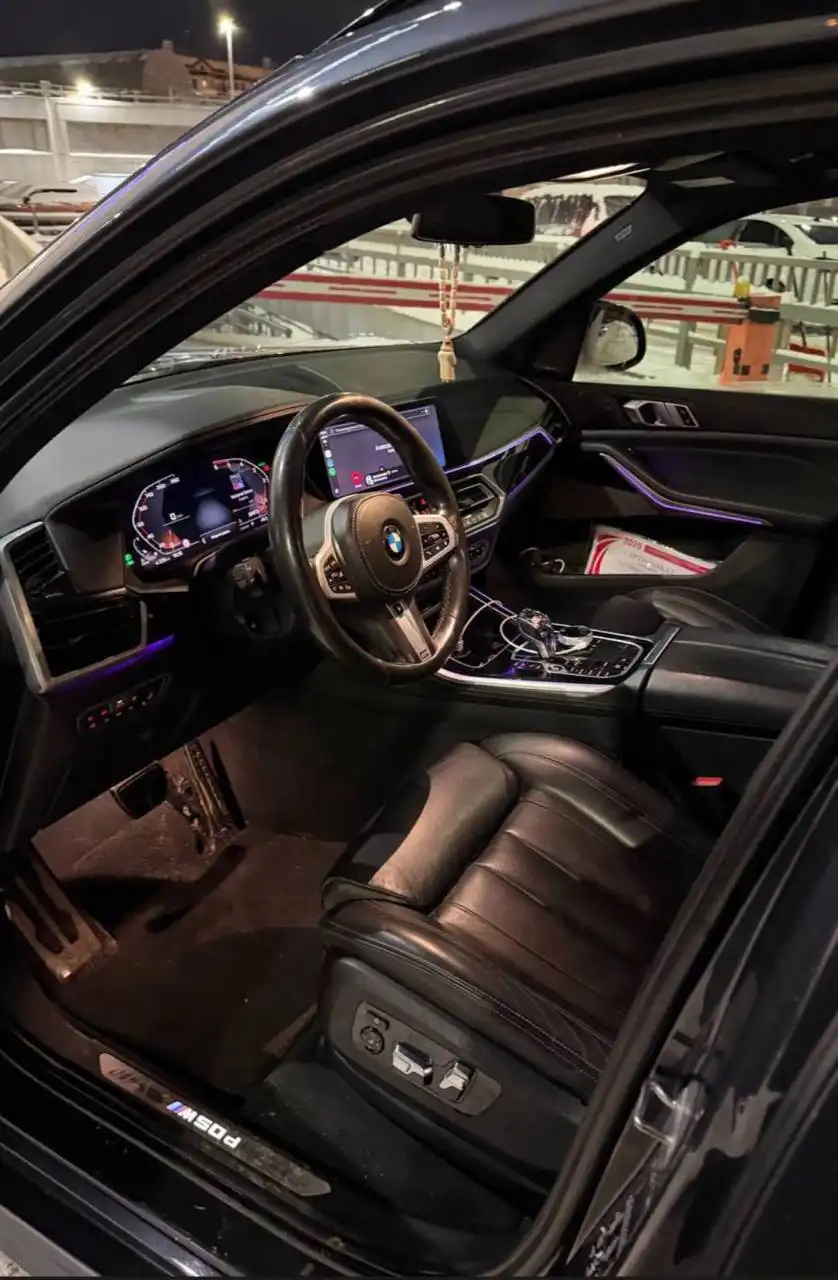 BMW X5 M50D 2020 года в отличном состоянии