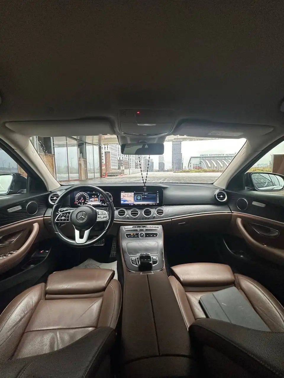 Mercedes-Benz E200d 2019 года