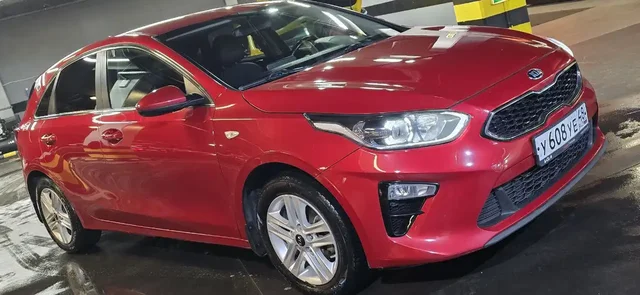 KIA CEE'D 2018 года, 1.4 140 л.с., АКПП, пробег 189000 км - частное объявление в Москва