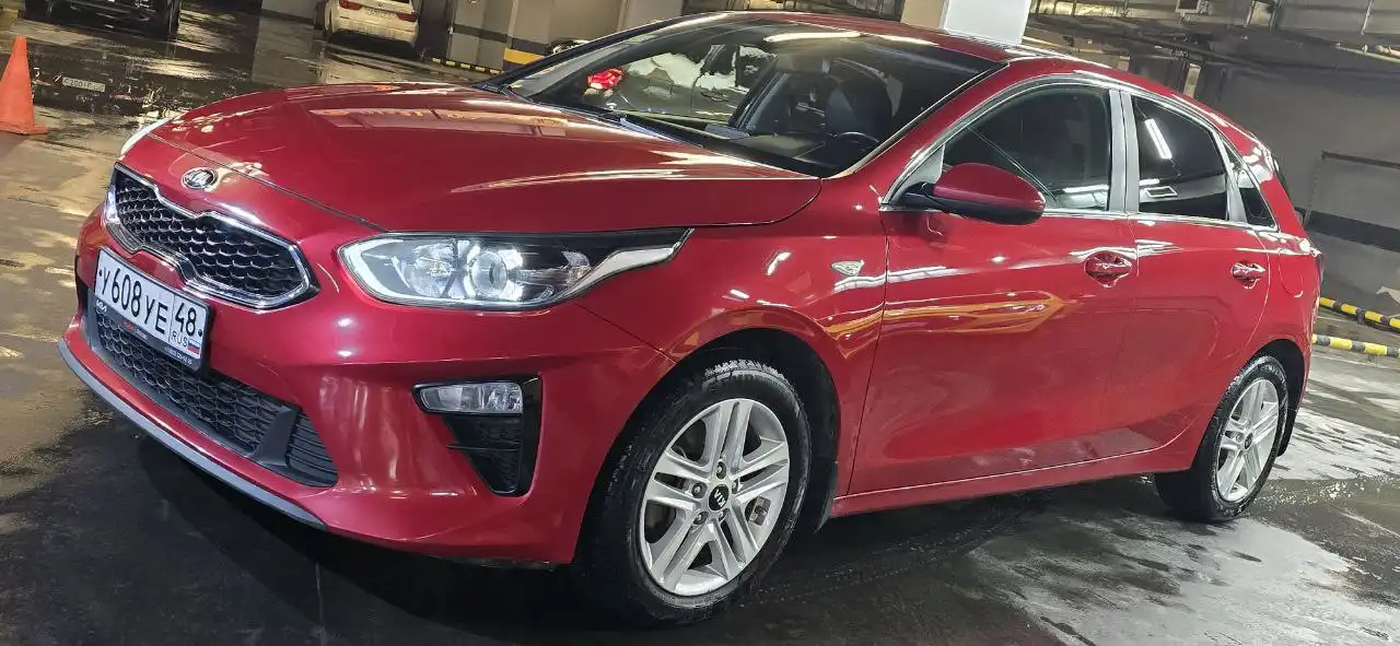 KIA CEE'D 2018 года, 1.4 140 л.с., АКПП, пробег 189000 км - Легковые автомобили (Авто) в Москва