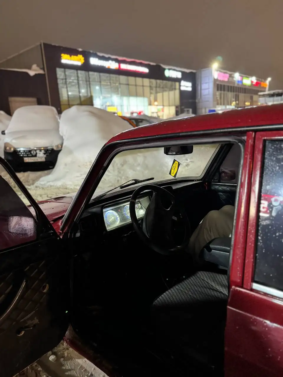 ВАЗ 2107 2009 года выпуска с двигателем Нива 1.7 инжектор - Авто в Казань