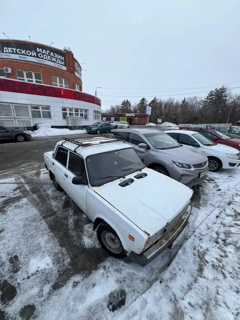 ВАЗ 2107 2006 года выпуска - Аксессуары в Оренбург