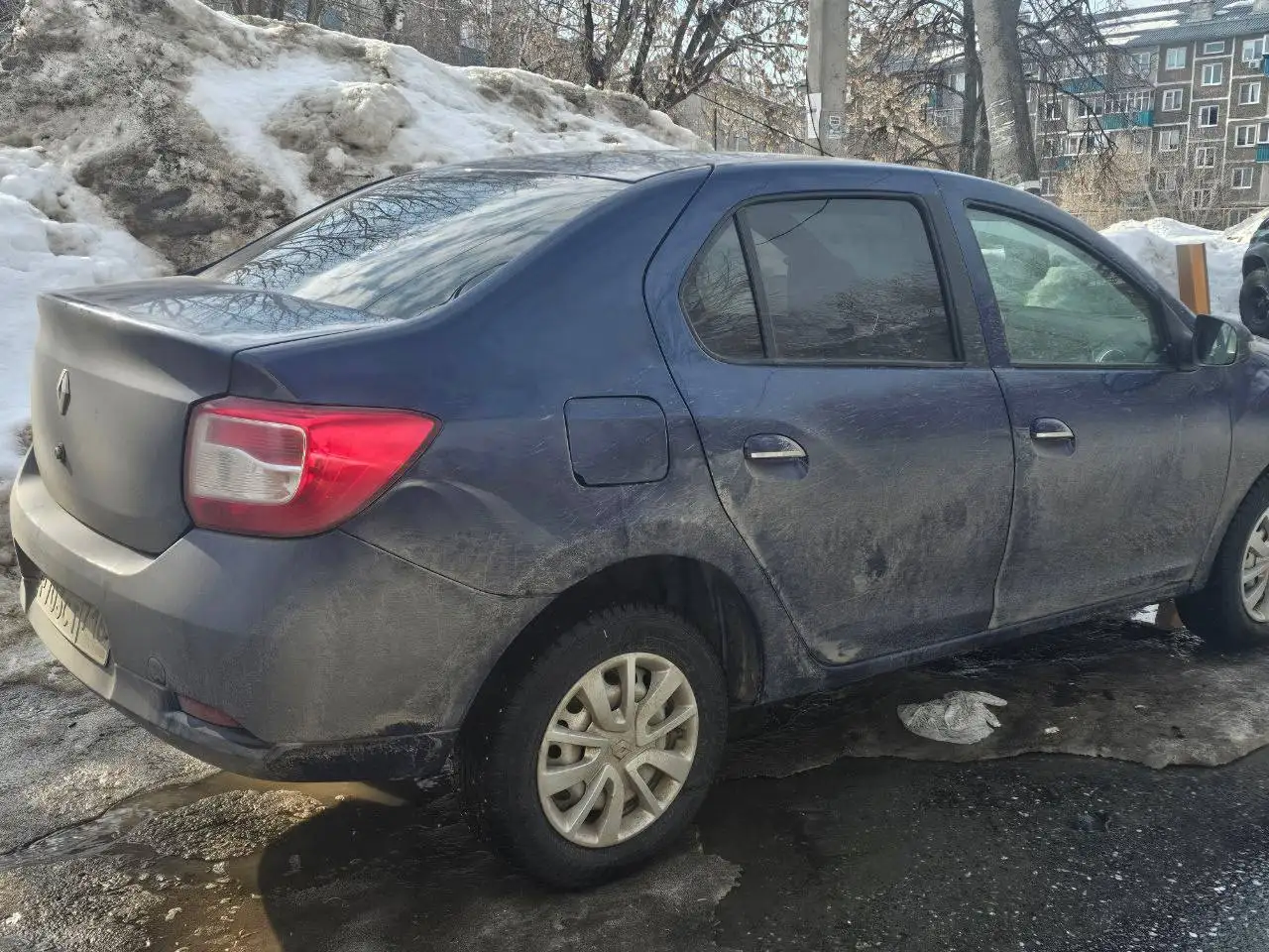 Продажа Renault Logan 2015 года - Легковые автомобили (Авто) в Казань