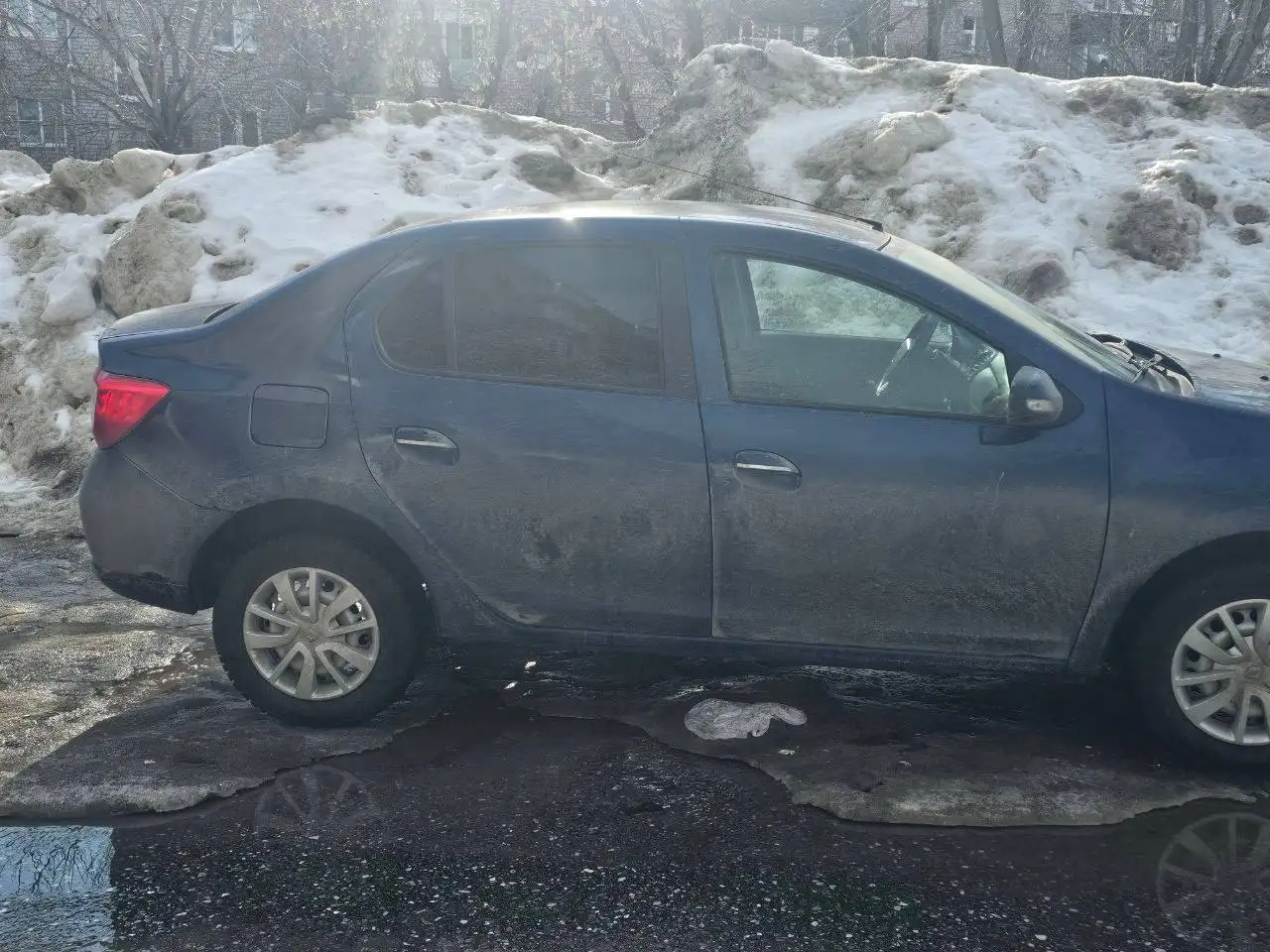 Продажа Renault Logan 2015 года - Легковые автомобили (Авто) в Казань