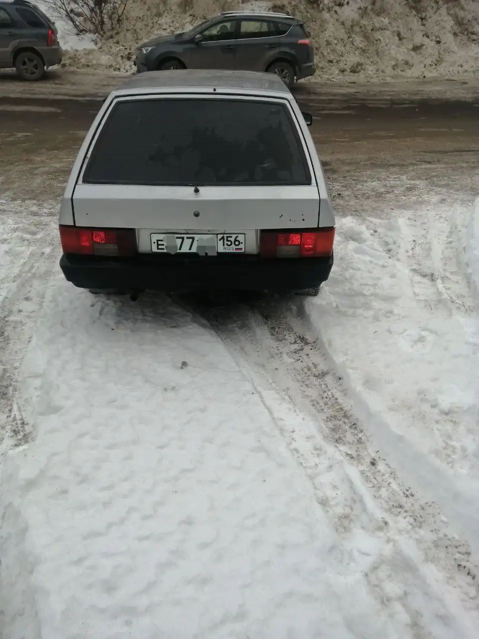 Продажа автомобиля ВАЗ 2107 2001 года с проблемой запуска - Легковые автомобили (Авто) в Оренбург