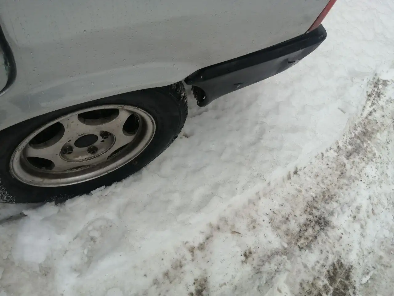 Продажа автомобиля ВАЗ 2107 2001 года с проблемой запуска - Легковые автомобили (Авто) в Оренбург