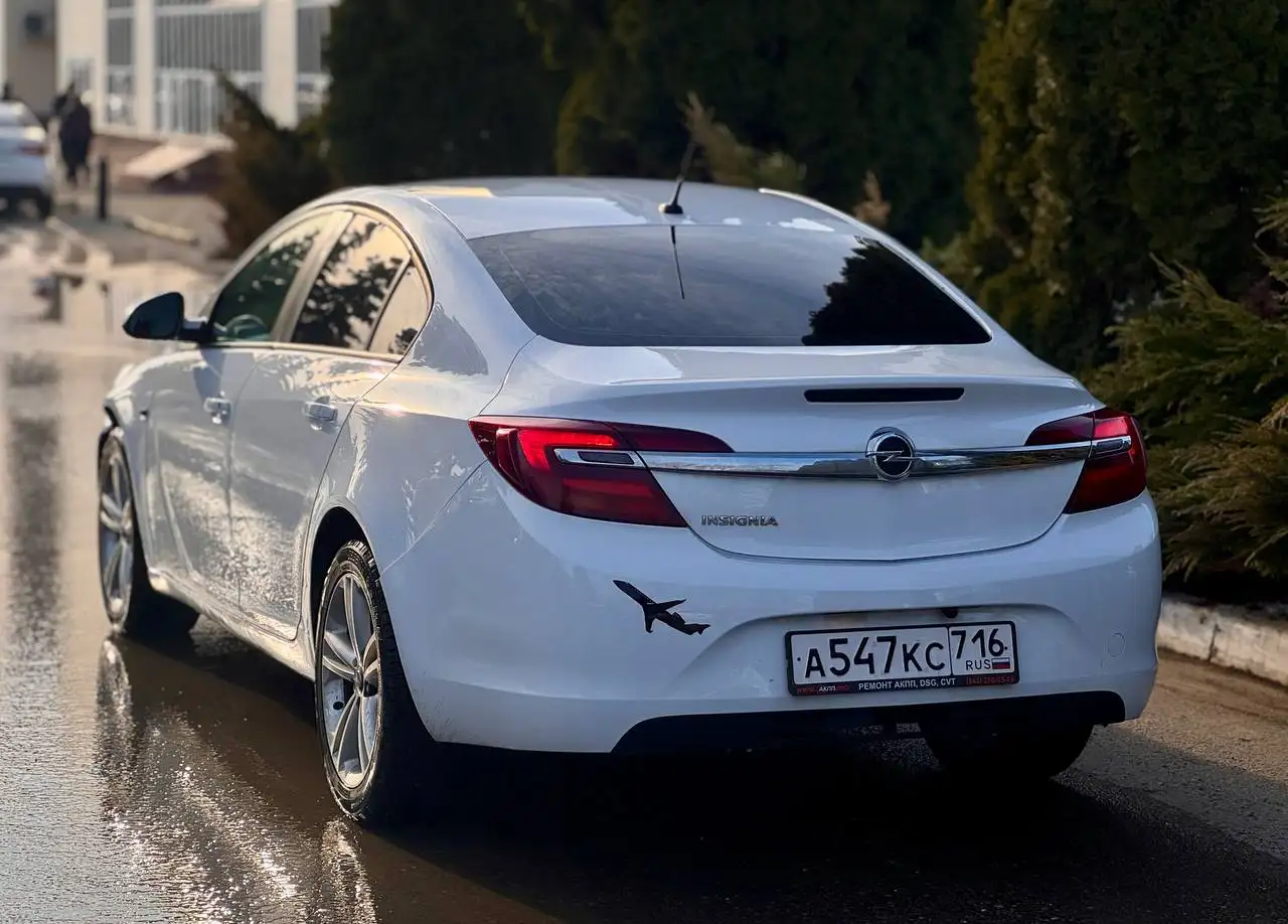 Opel Insignia 2014 года - Легковые автомобили (Авто) в Казань
