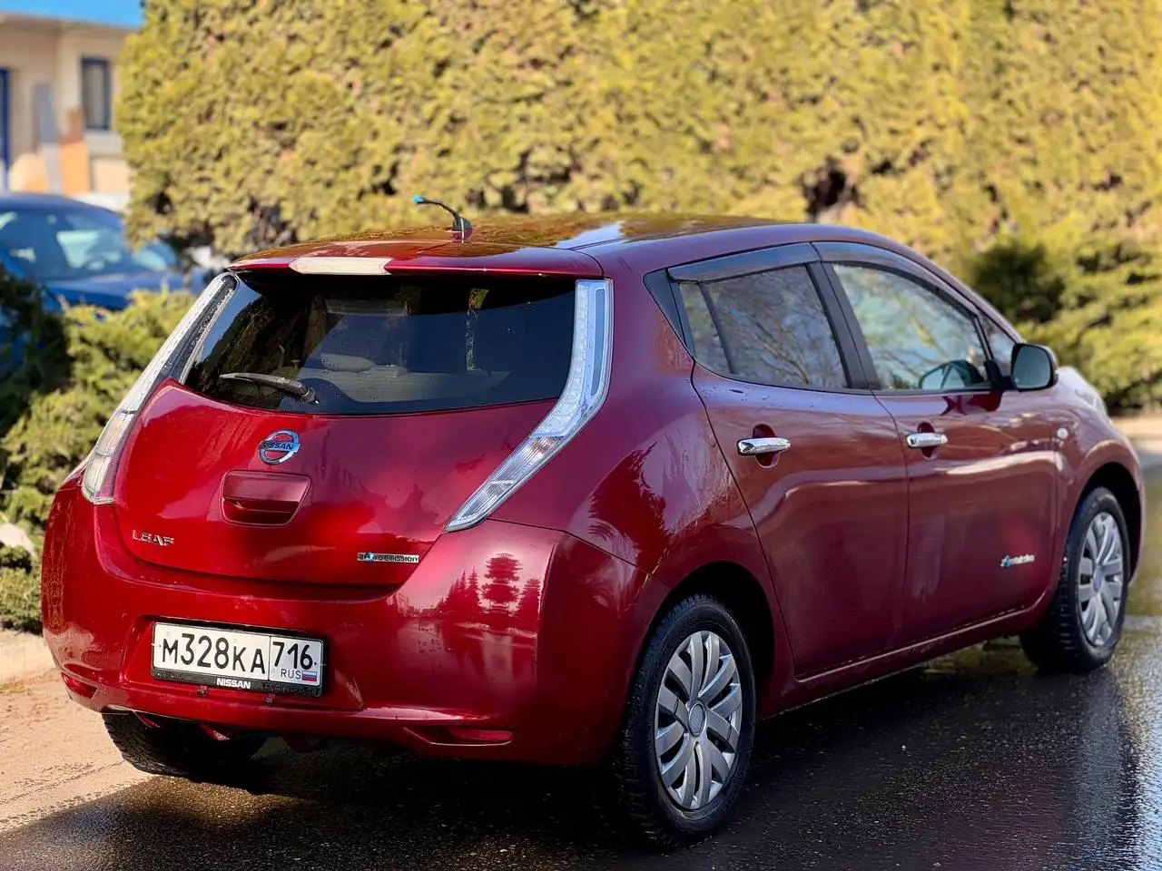 Продажа электромобиля Nissan Leaf 2011 года - Электромобили (Авто) в Казань