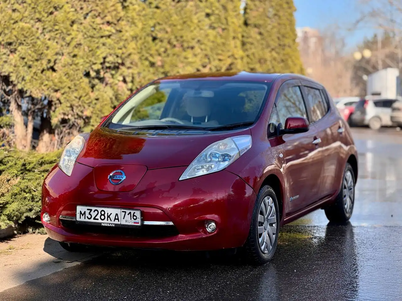 Продажа электромобиля Nissan Leaf 2011 года - Электромобили (Авто) в Казань