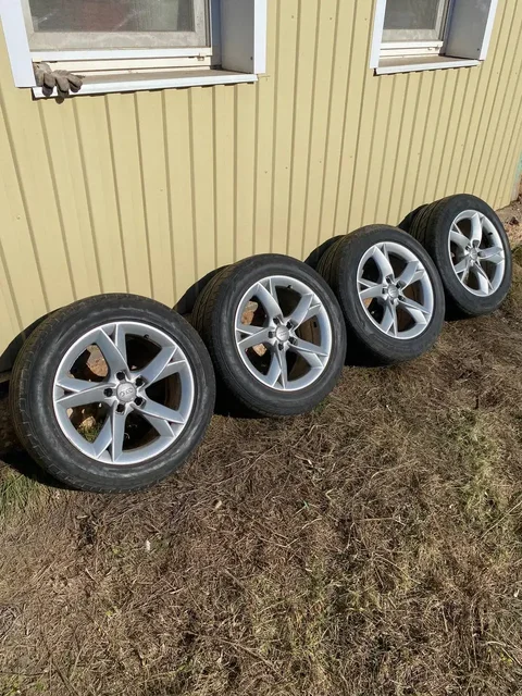 Продажа колес для автомобилей - Внедорожник в Оренбург