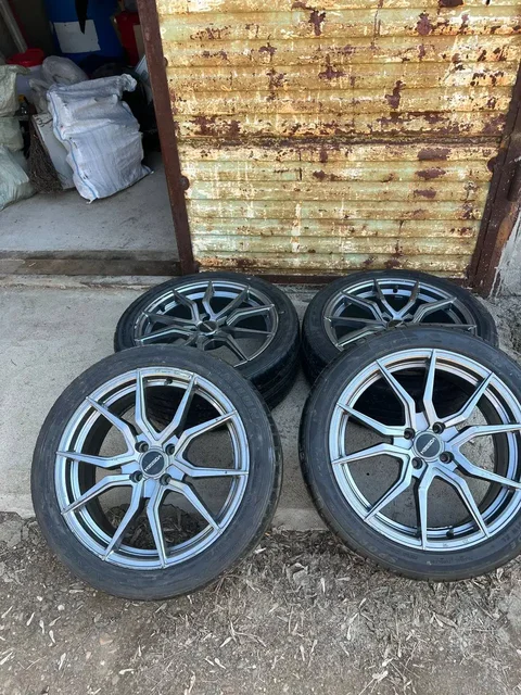 Продажа комплекта колес с резиной 215/45/17 4/100 - Внедорожники, кроссоверы в Оренбург