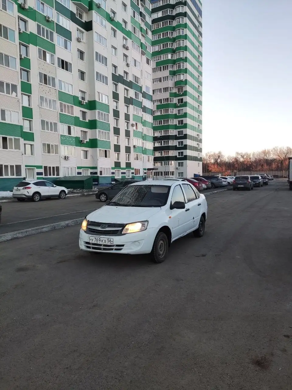 Продажа Лада Гранта 2013-2014 года - Легковые автомобили (Авто) в Оренбург