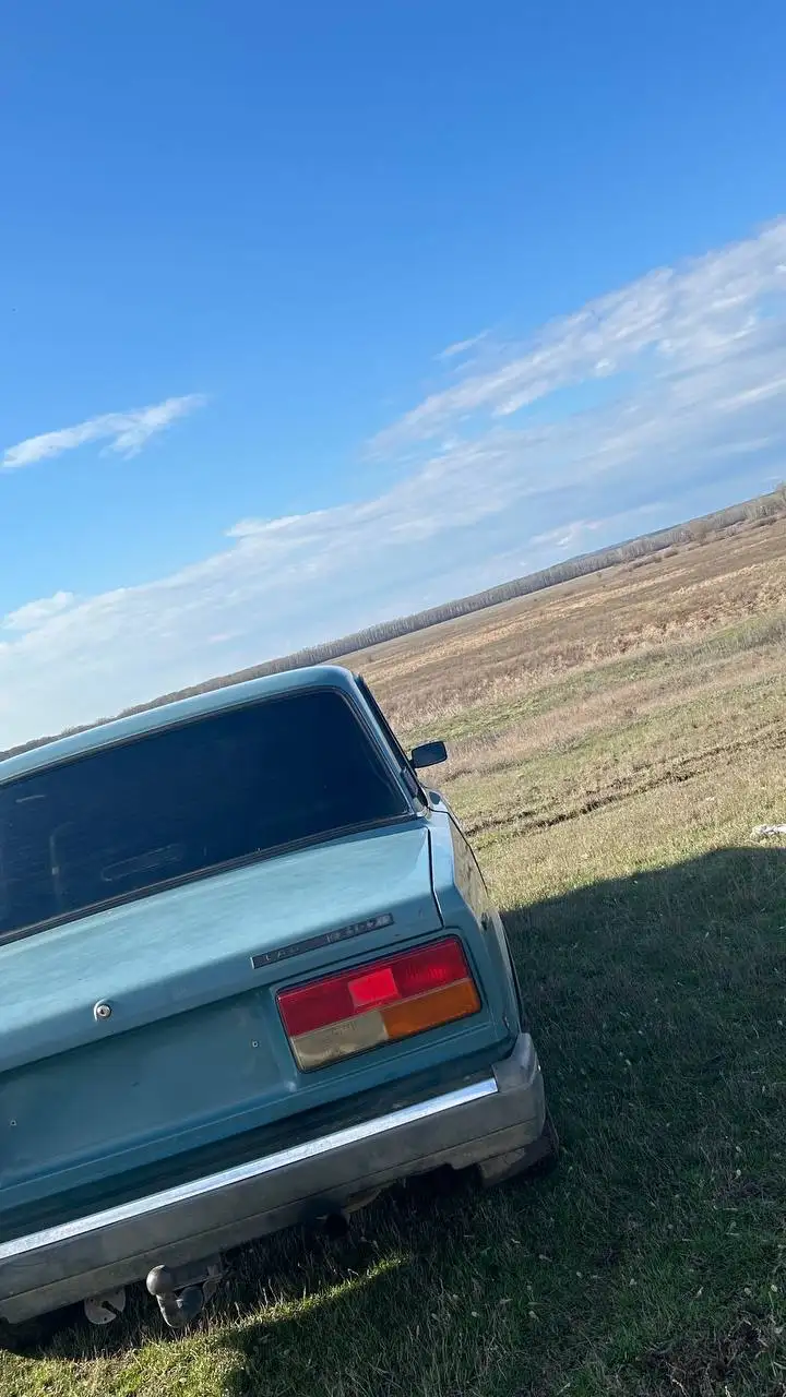 Продам ВАЗ 2107 2004 г.в. серо-синего цвета - Легковые автомобили (Авто) в Оренбург