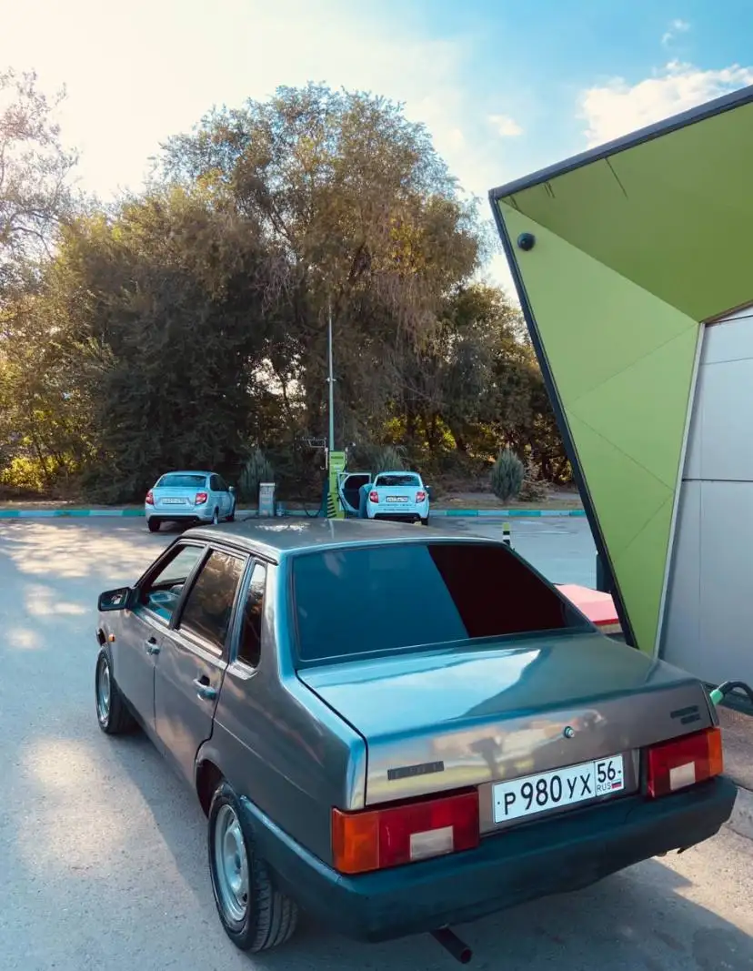 Продажа ВАЗ 21099 2002 года инжектор - Легковые автомобили (Авто) в Оренбург