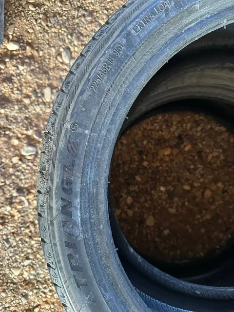 Два баллона R18 - Шины и диски в Соль-Илецк