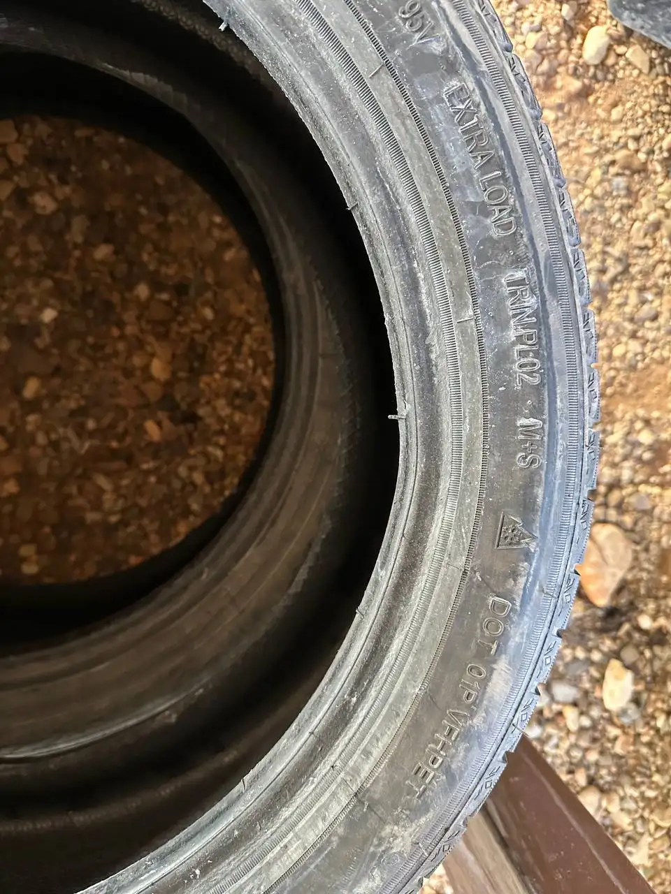 Два баллона R18 - Шины и диски (Запчасти) в Соль-Илецк