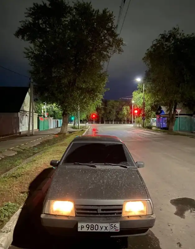 Продажа автомобиля 2002 года - Авто в Оренбург