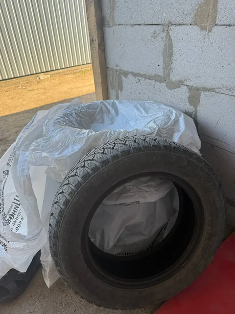 Продажа зимних шин R16 - Автовыкуп в Оренбург