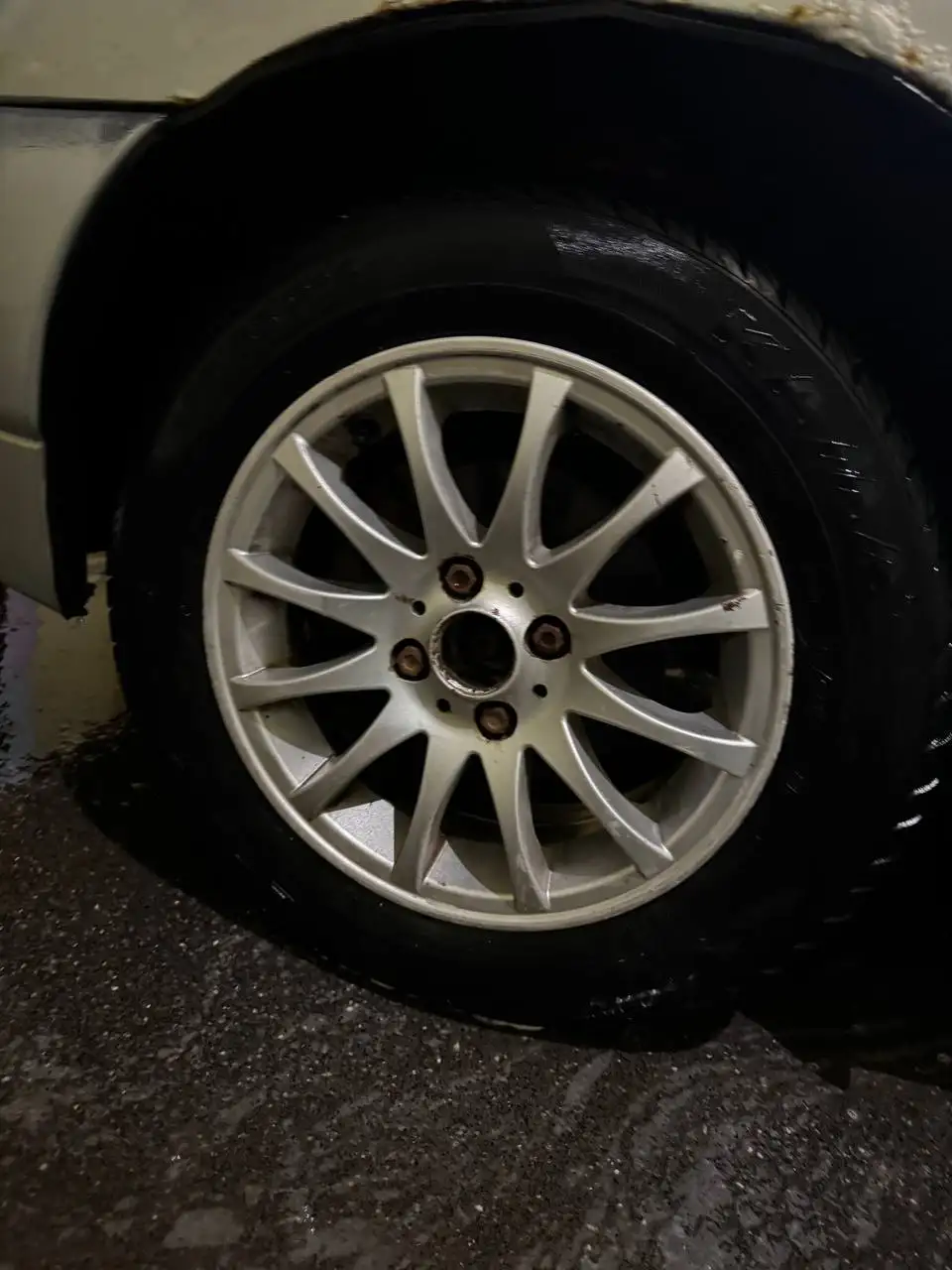 Продам диски R14 с резиной - Запчасти (Авто) в Оренбург