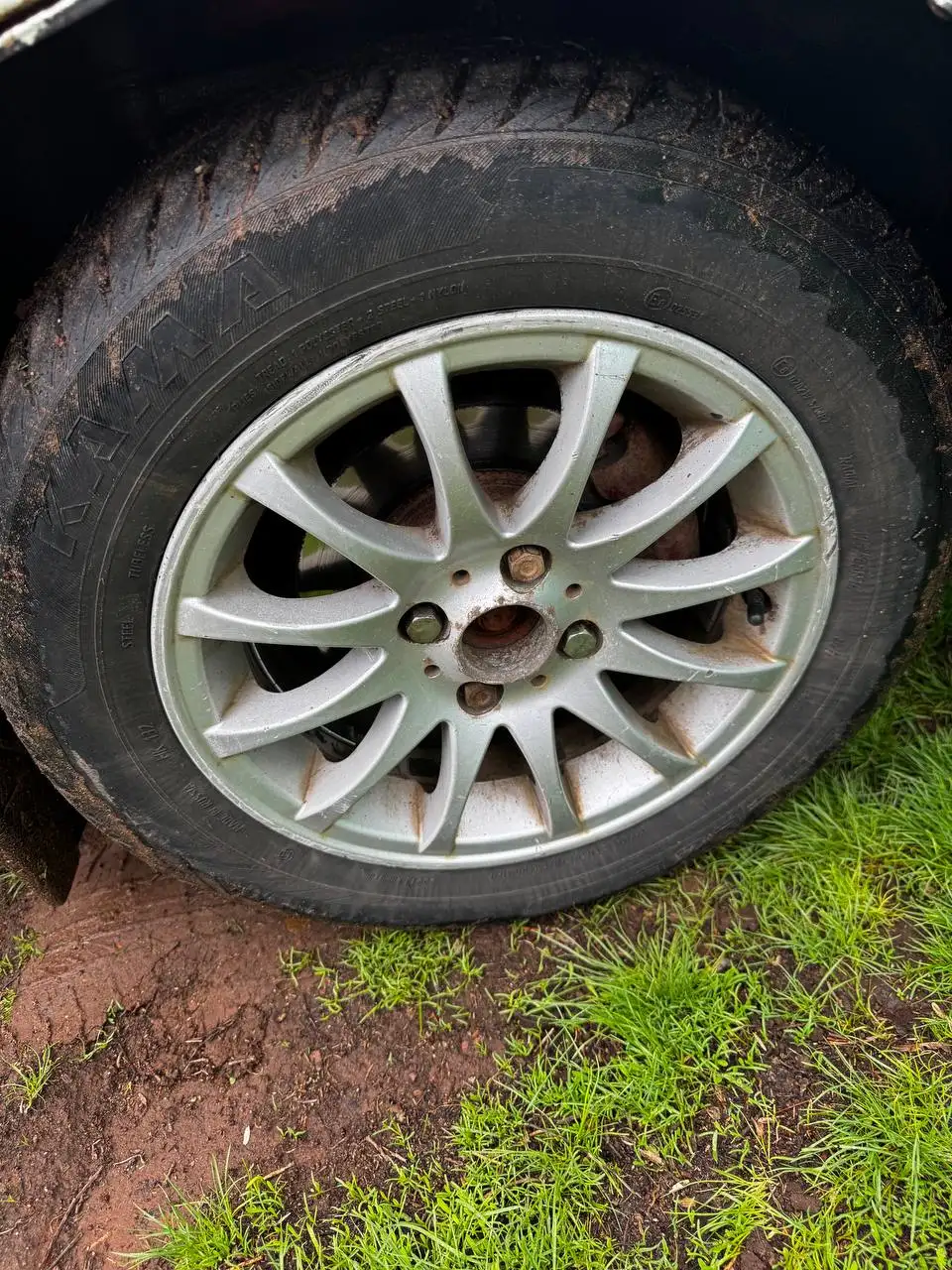 Продам диски R14 с резиной - Запчасти (Авто) в Оренбург