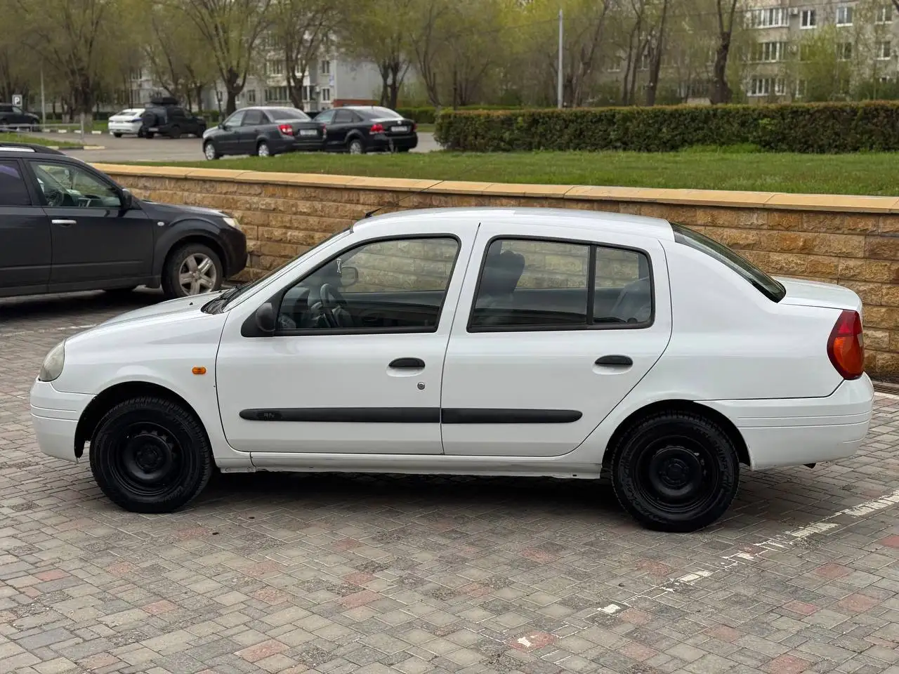 Renault Clio 2000 - Авто в Оренбург