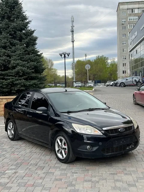 Ford Focus 2 рестайлинг 2010 - Автозапчасти и аксессуары в Оренбург