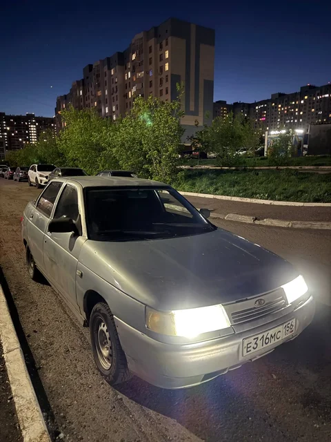 Продажа ВАЗ 2110 2001 года - Lexus ES в Оренбург