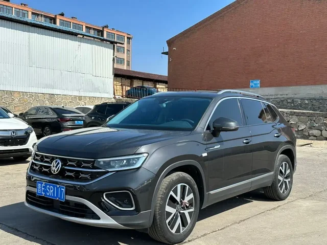 VW Tayron рестайлинг 2022 - Легковые автомобили в Казань