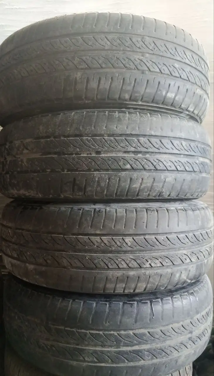 Резина R15 185/65 4х100 - Шины и диски (Авто) в Оренбург