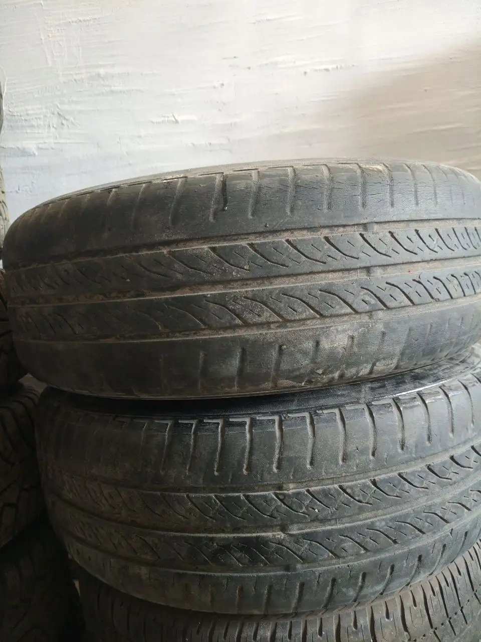 4х100 R15 резина с грыжей - Шины и диски (Авто) в Оренбург
