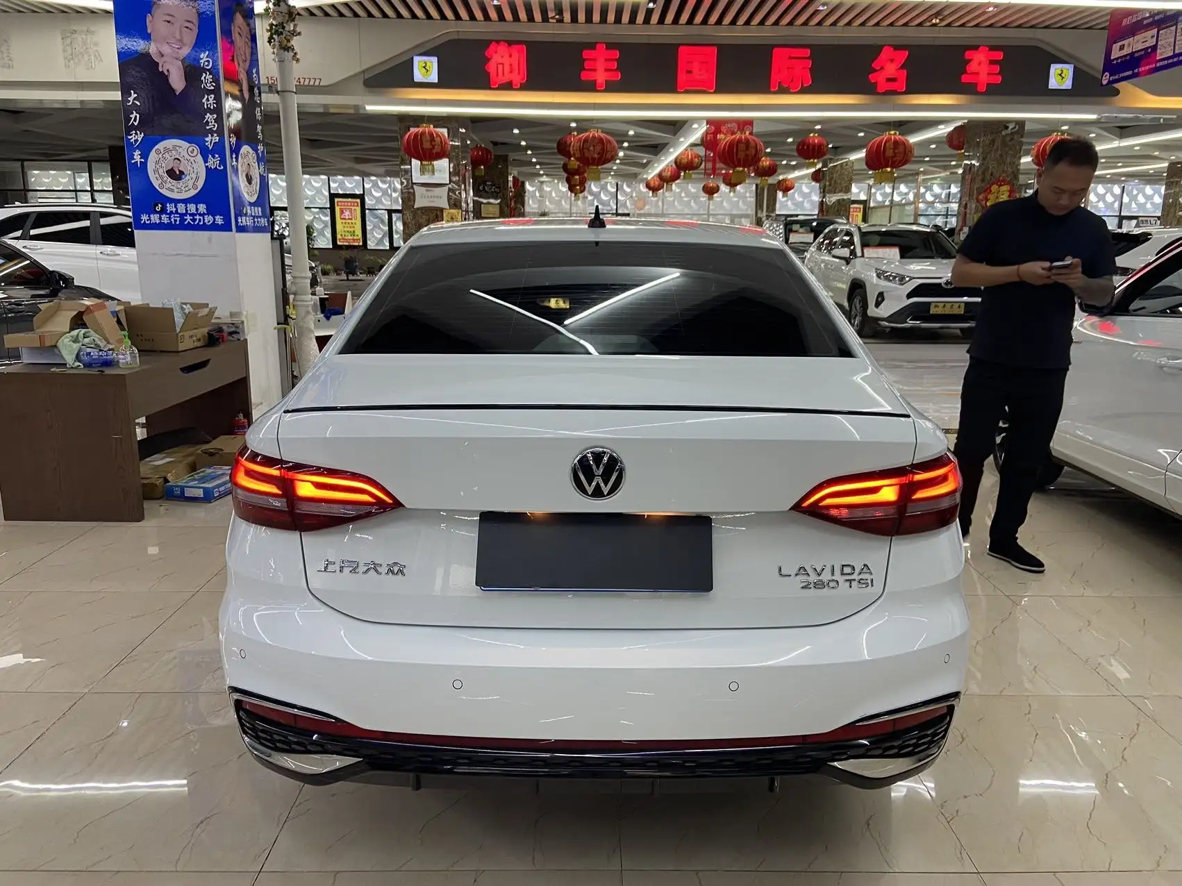 VW Lavida 2022 - Авто в Казань