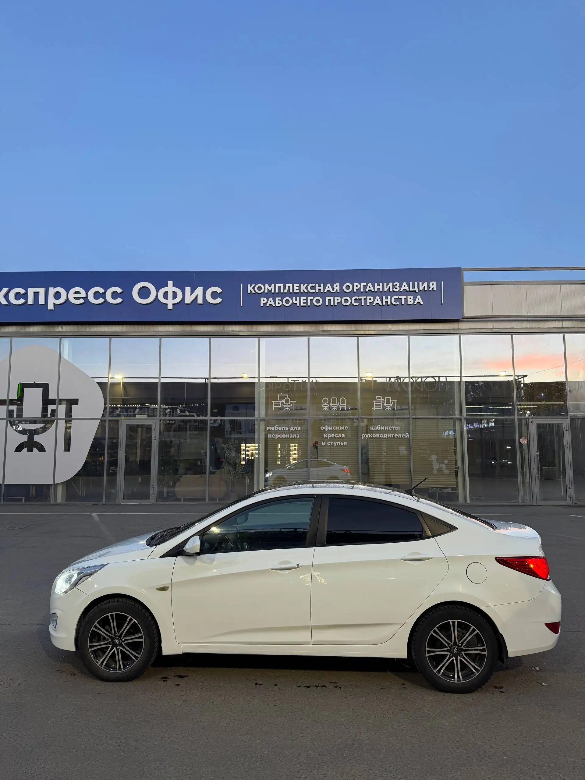 Hyundai Solaris 2016 1.4 механика - Легковые автомобили (Авто) в Оренбург