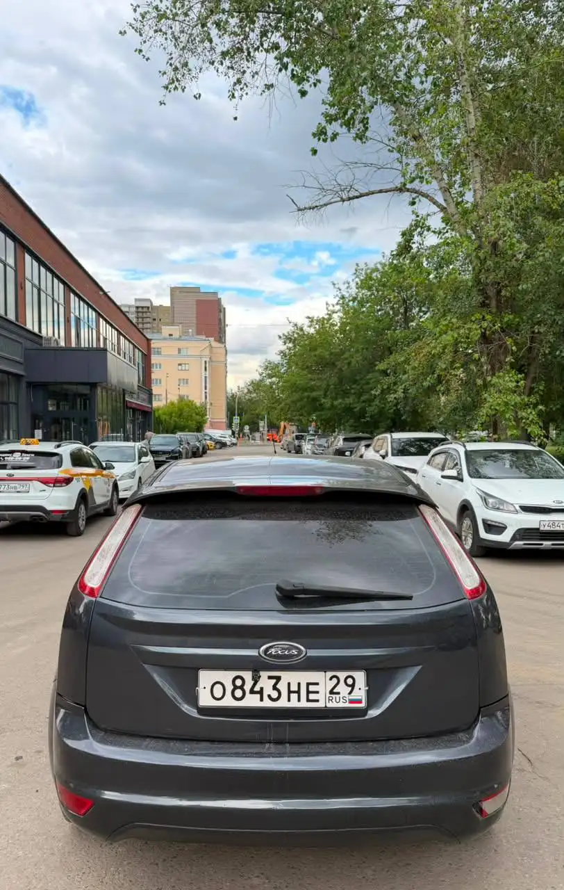 Ford Focus 2011 2.0 AT - Легковые автомобили (Авто) в Москва