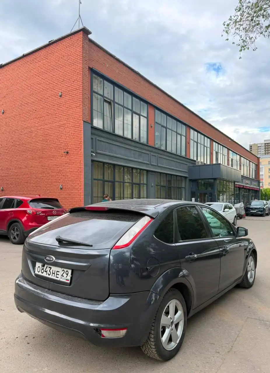 Ford Focus 2011 2.0 AT - Легковые автомобили (Авто) в Москва