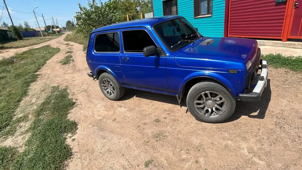 Продажа Нива 21214 2011, обмен на авто с кондиционером - Легковые автомобили (Авто) в Оренбург