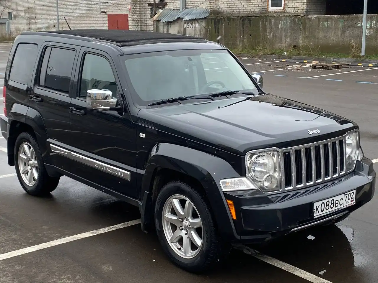 Продам Jeep CHEROKEE 2008 года