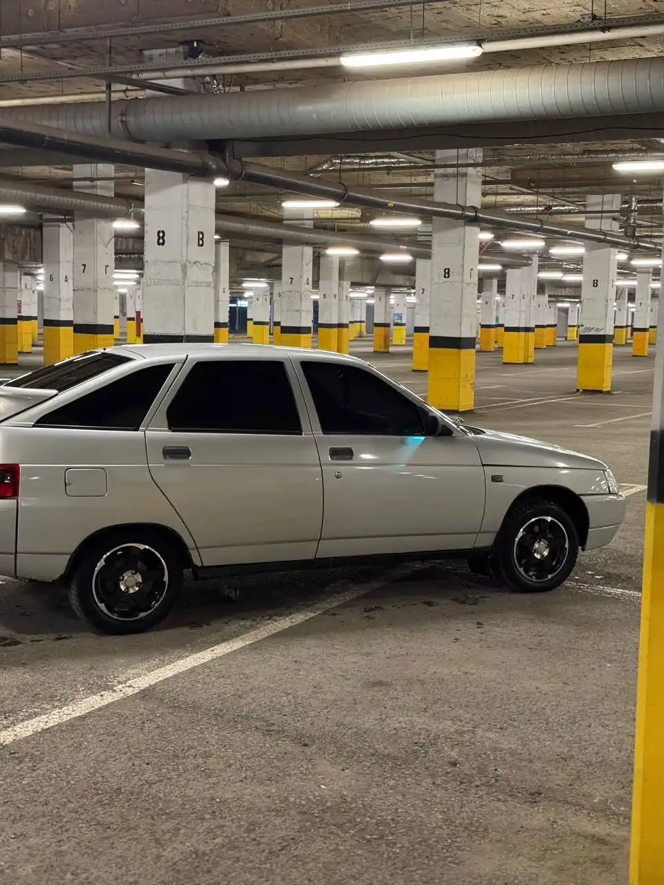 ВАЗ 2112 2005 года