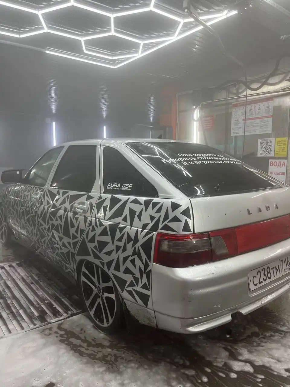 ВАЗ 2112 2004 года