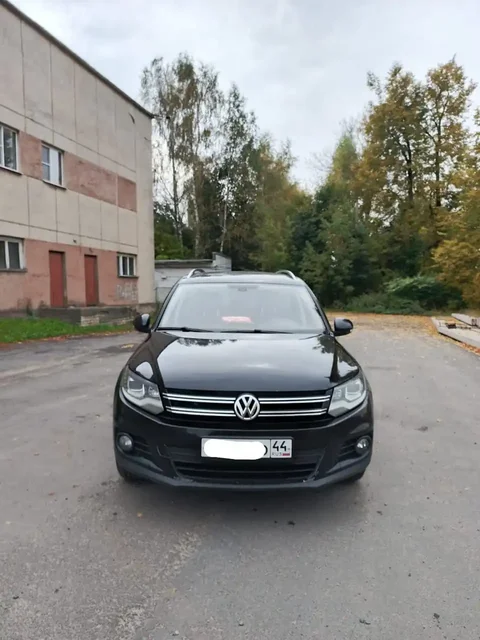 Продажа Volkswagen Tiguan 1.4 2016 года - Авто в Оренбург