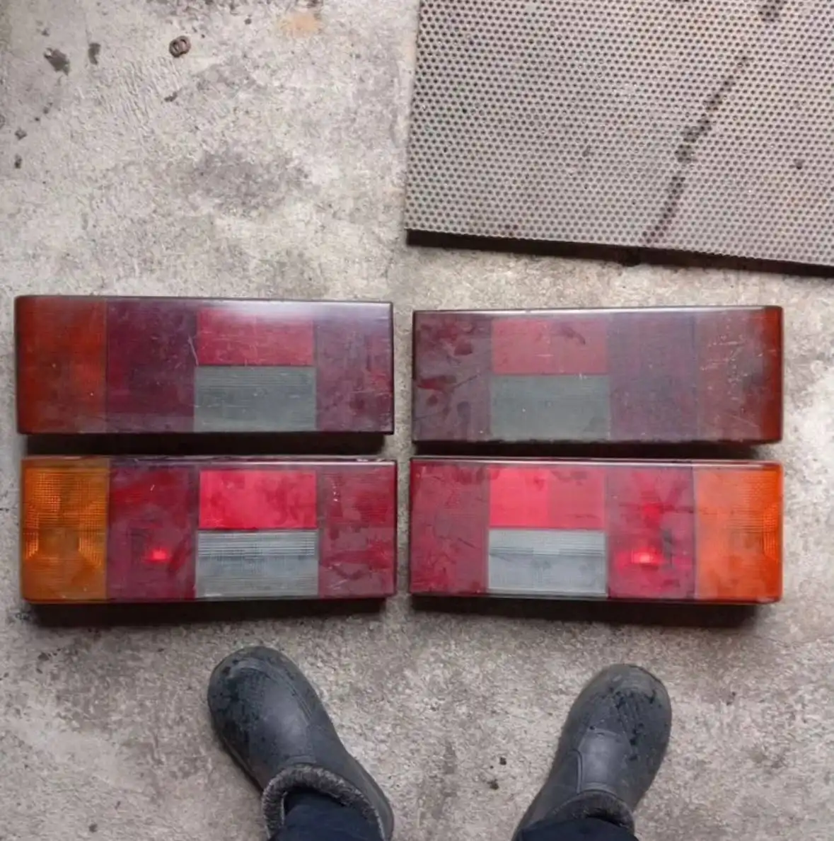 Фары и стоп-сигналы для авто