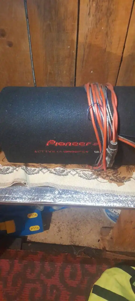 Активный сабвуфер Pioneer с комплектом