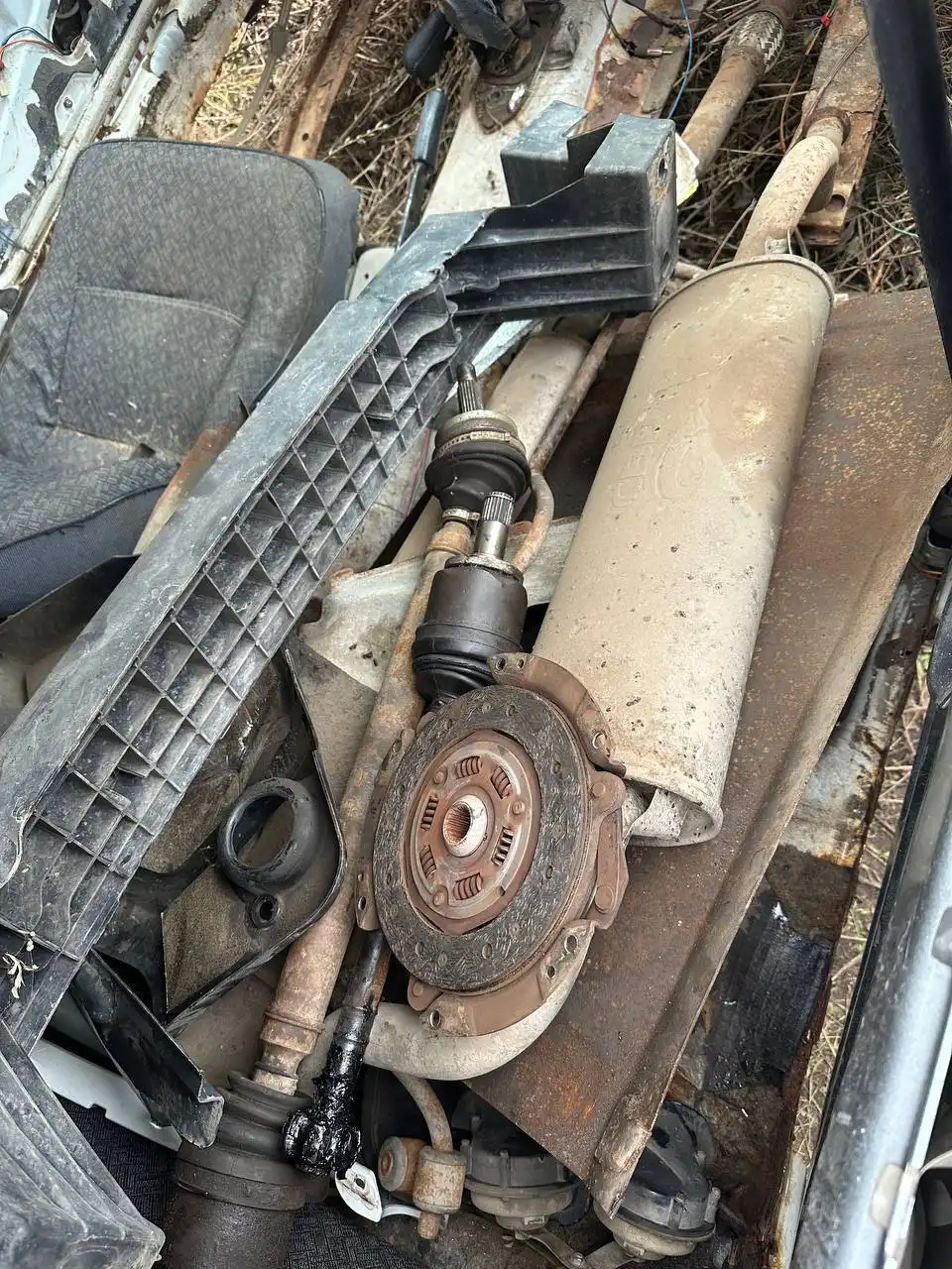 Продажа запчастей и деталей от ВАЗ 2114 в разборе