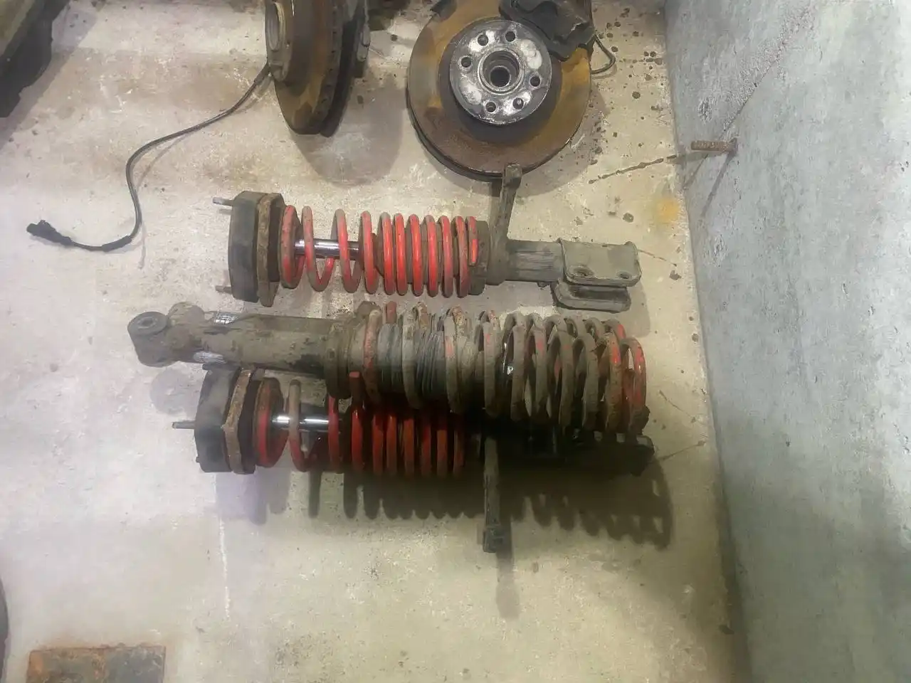 Продажа автозапчастей