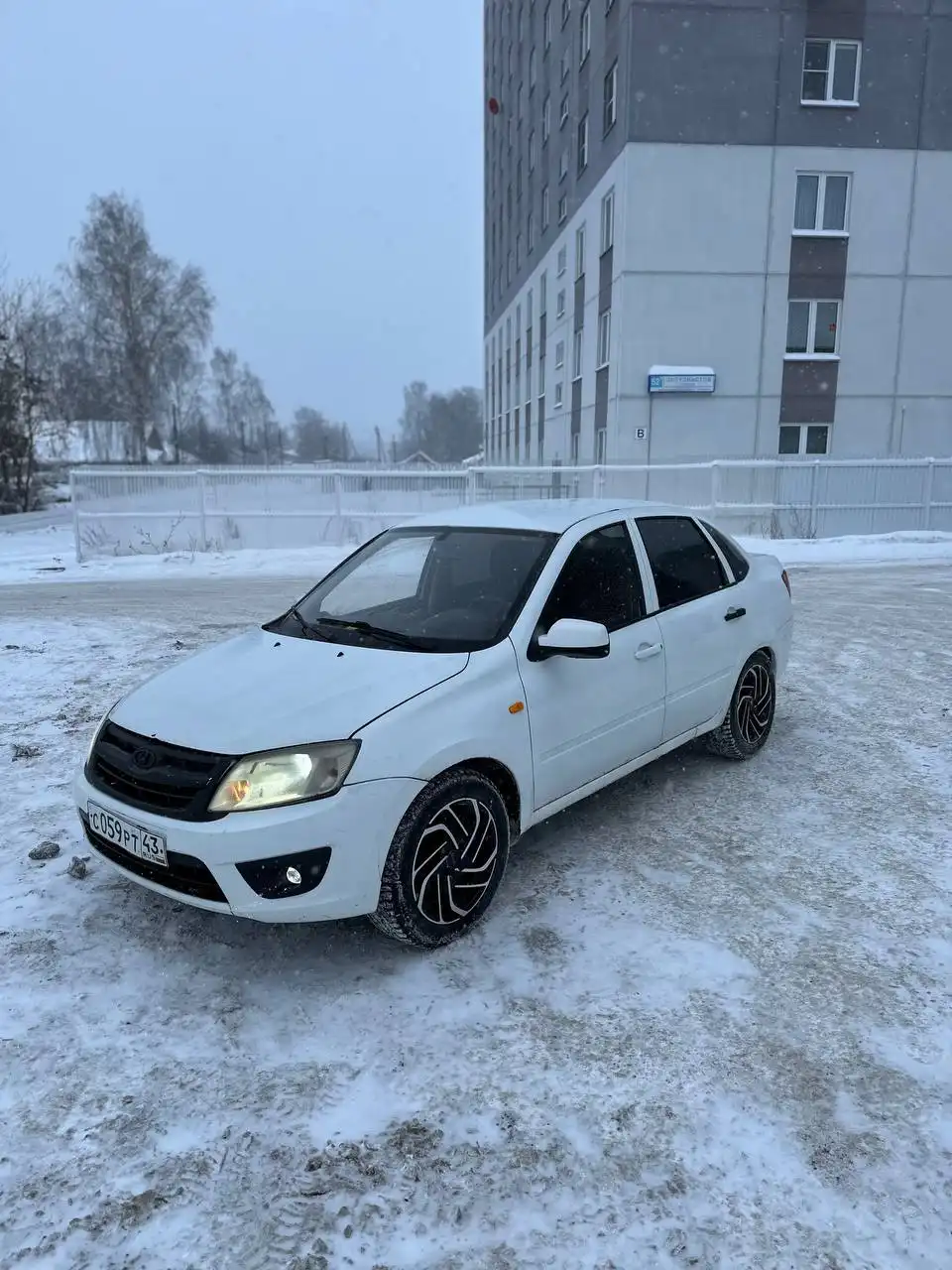 Продажа LADA Granta 2012 года в Кирове