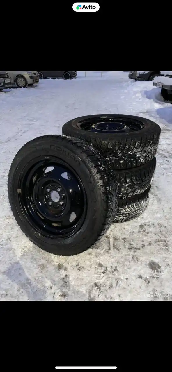 Продам зимние шины 185/65 R15 с дисками