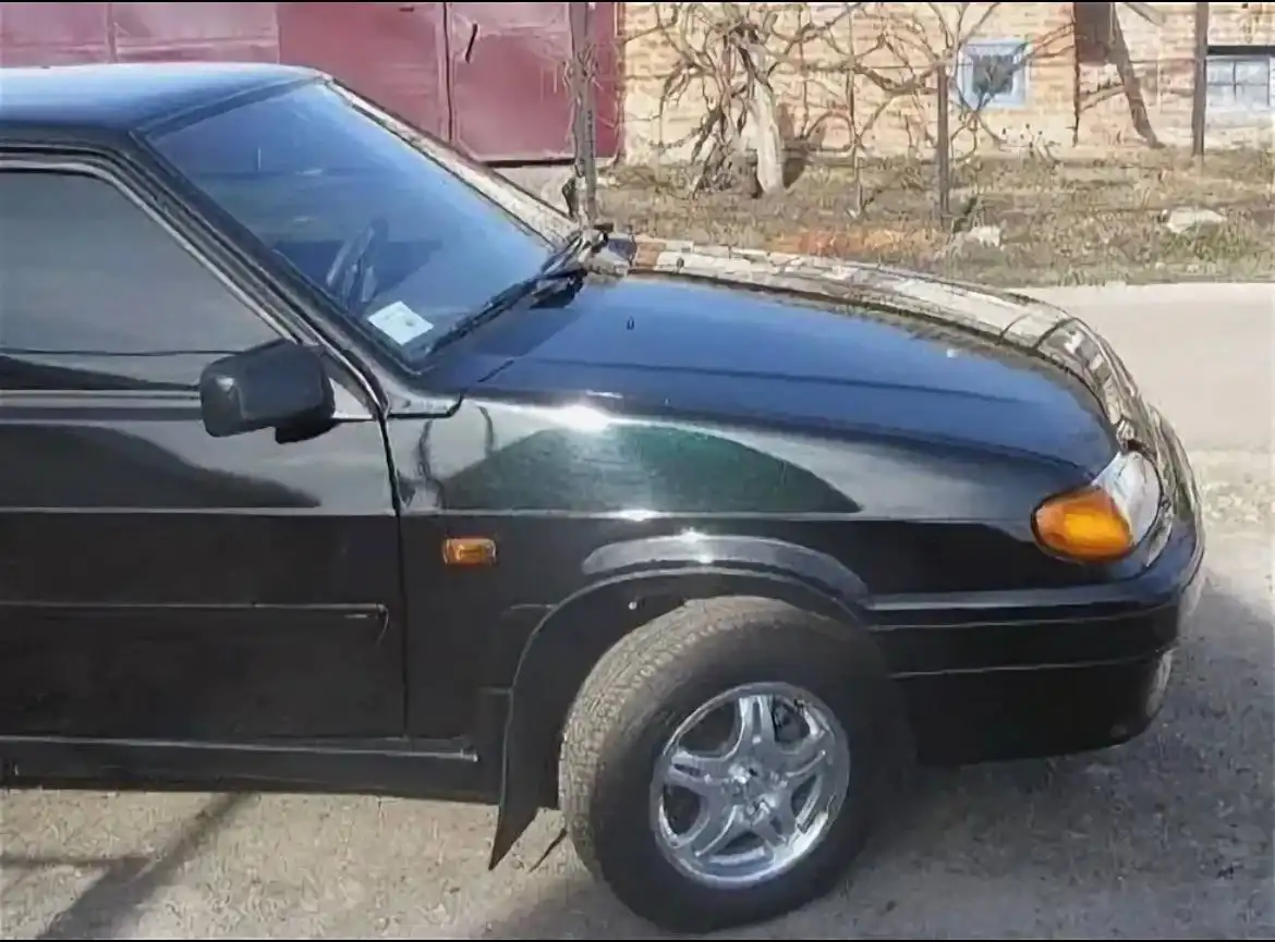 Бампер передний и крыло левое в цвете робингуд