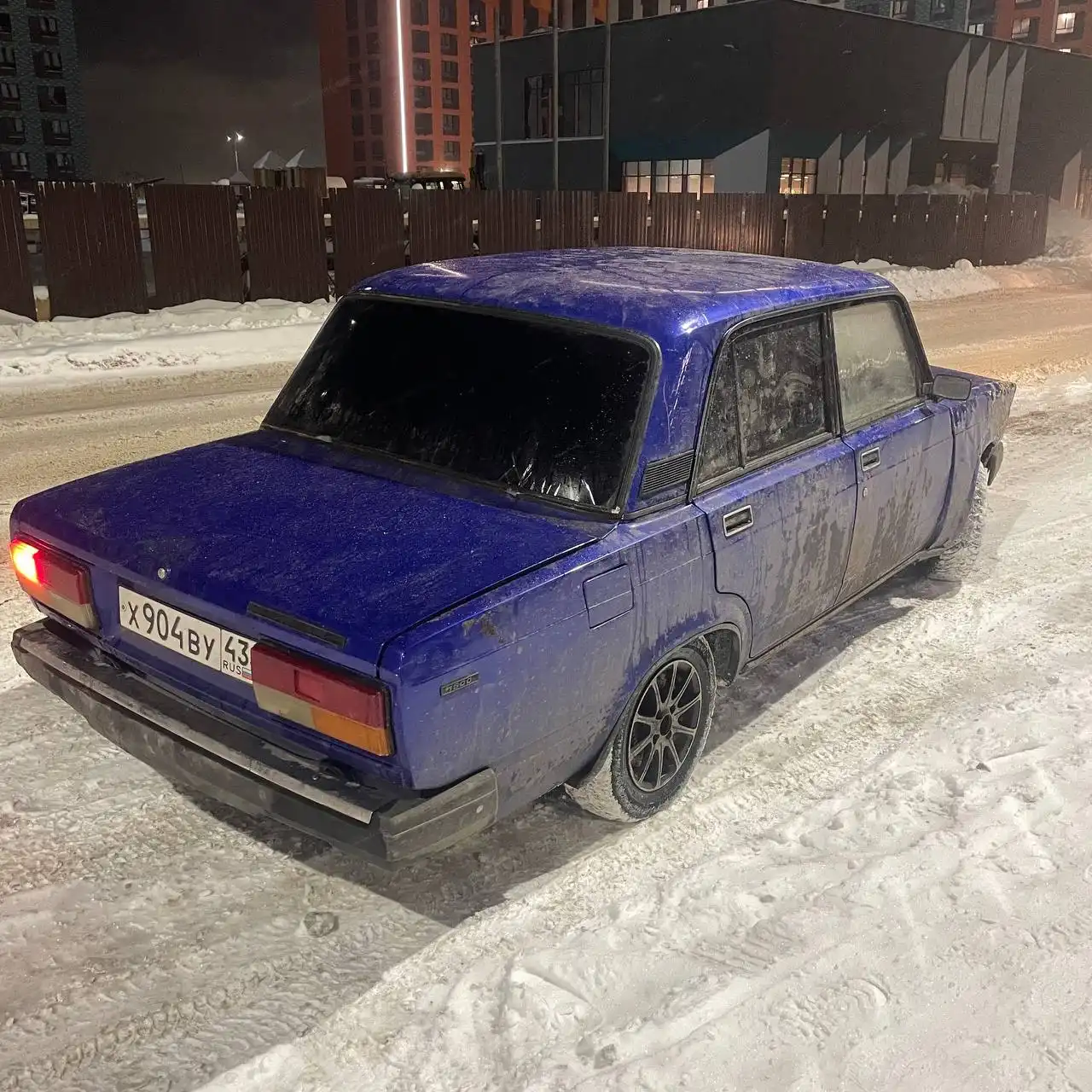 Продажа автомобиля с документами и зимней резиной