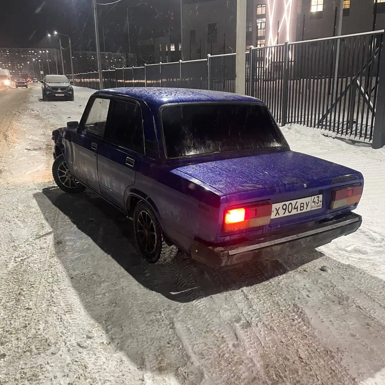 Продажа автомобиля с документами и зимней резиной