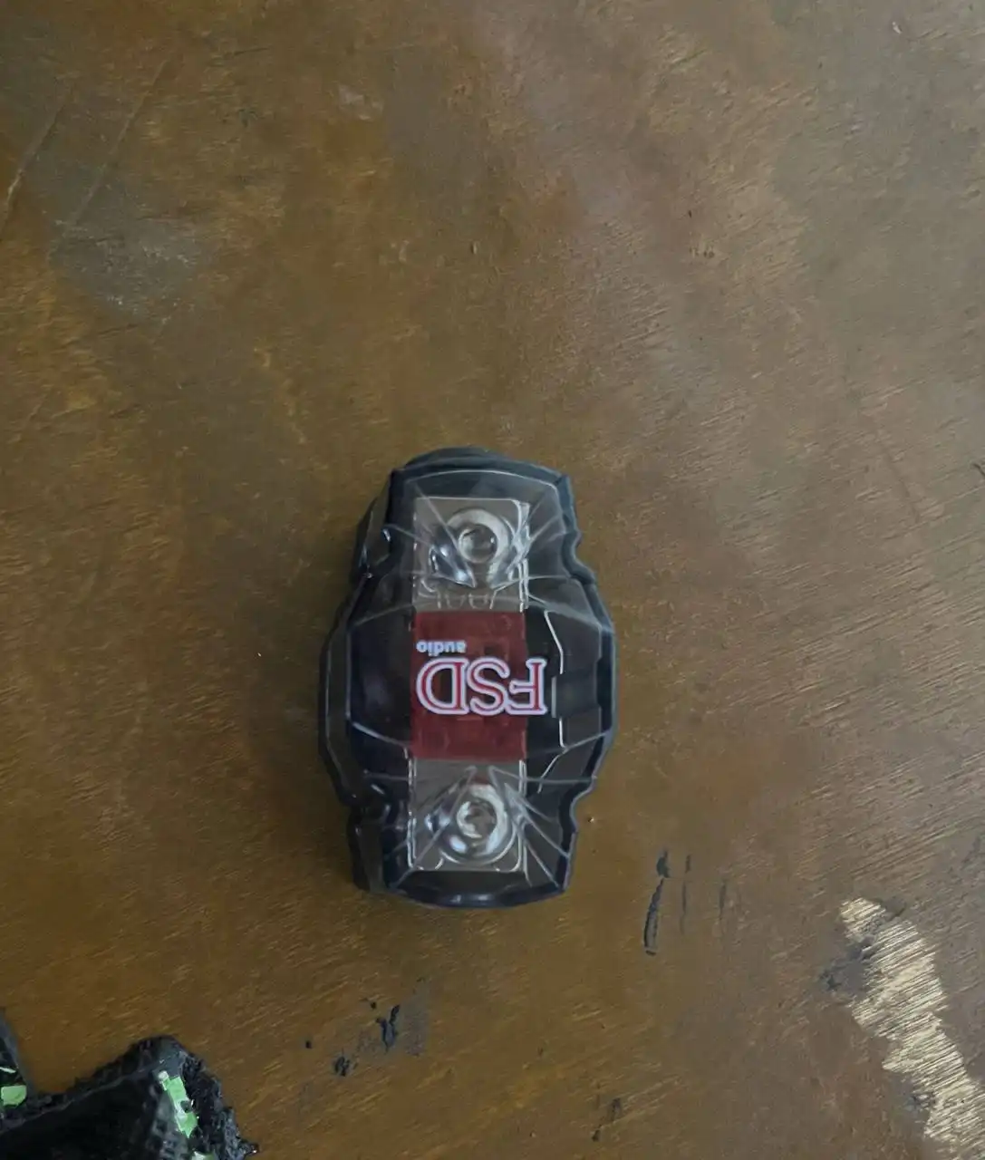 Продам новый предохранитель под саб 100а - Запчасти в Киров